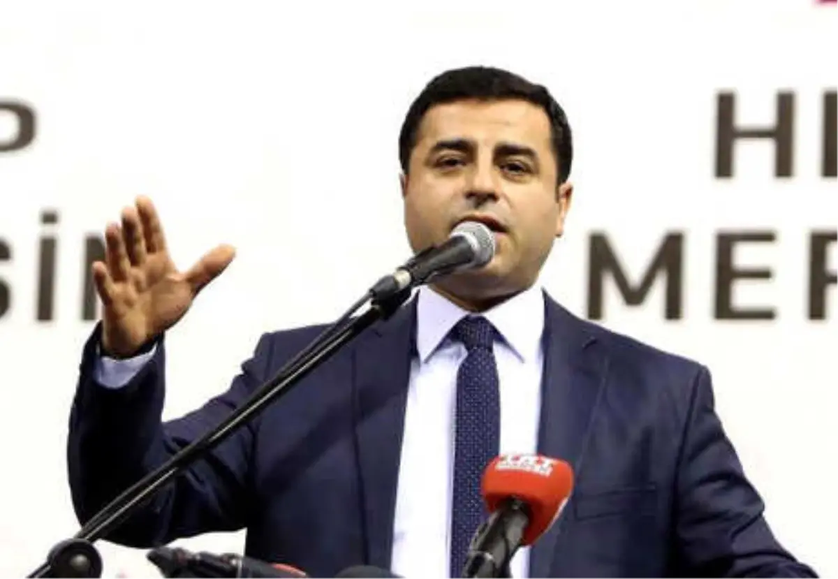 Selahattin Demirtaş\'ın Yargılanmasına Devam Edildi