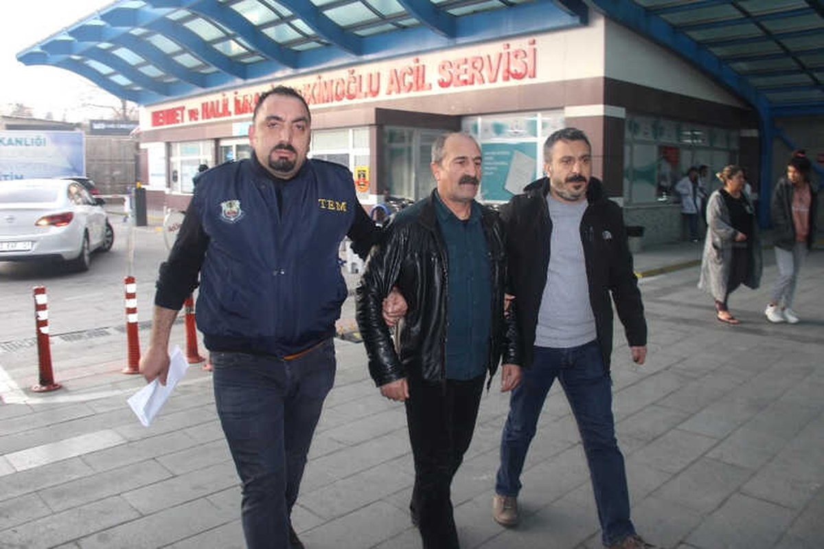 Sosyal Medyada Terör Propagandası Yapanlara Operasyon: 8 Gözaltı