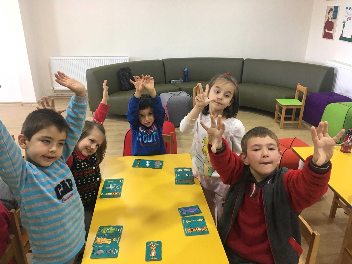 Süleymanpaşalı Çocuklar Oyun Oynayarak Zekâlarını Geliştiriyor