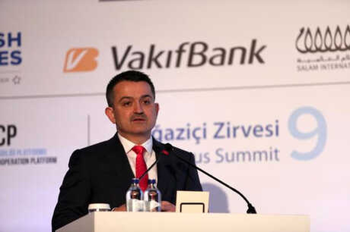 Tarım Bakanı Pakdemirli\'den "Elektrikli Traktör" Açıklaması