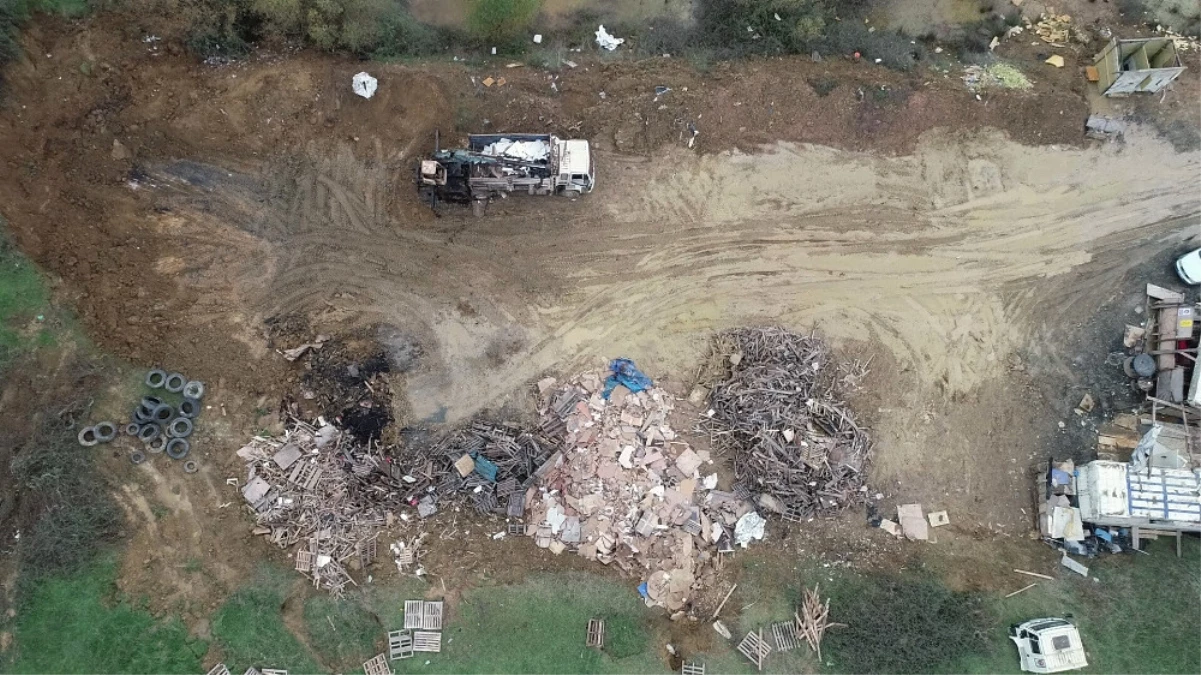 Tuzla\'daki Kimyasal Atık Olayında 5 Kişi Serbest