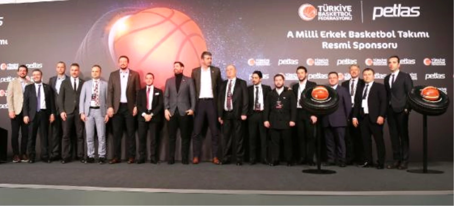 A Milli Basketbol Takımı\'na Yeni Sponsor