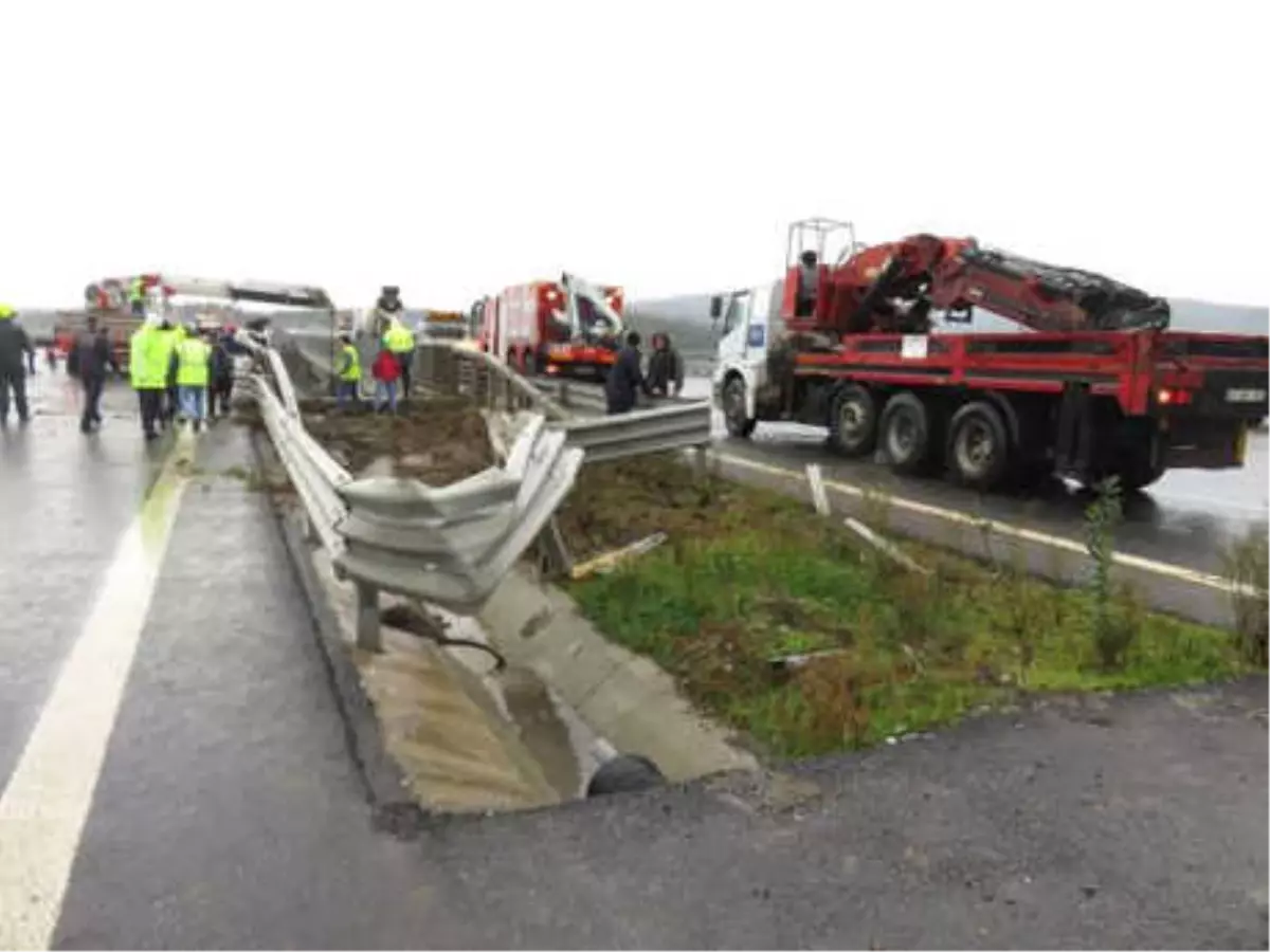 Beton Mikseri Viyadükten Uçtu (2)