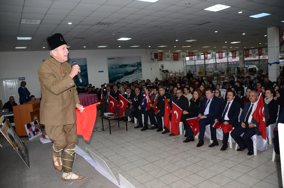 Çanakkale\'de Atatürk ve Babamın Anısı" Konferansı