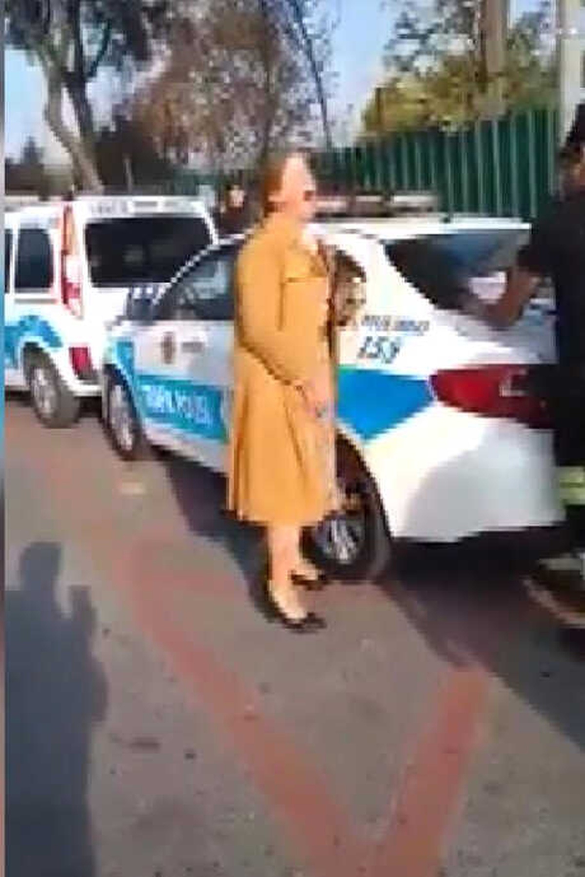 Ceza Yazılan Öğretmen Çığlık Çığlığa Bağırdı