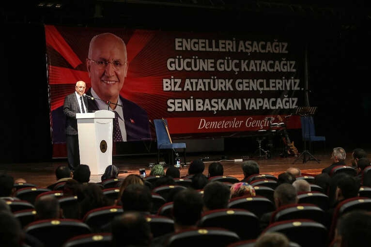 Demetevler Gençlikten Yaşar\'a Destek Konseri