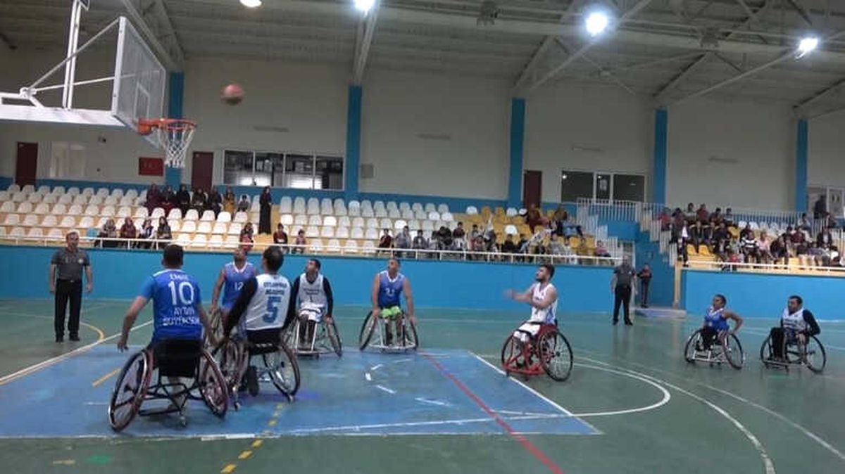 Engelli Basketbol Takımına Saha Engeli