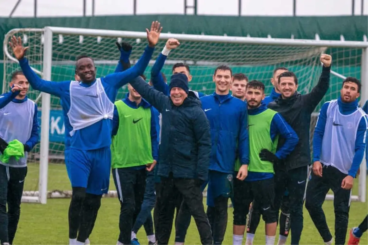 Kasımpaşa, Fenerbahçe Maçı Hazırlıklarını Sürdürdü
