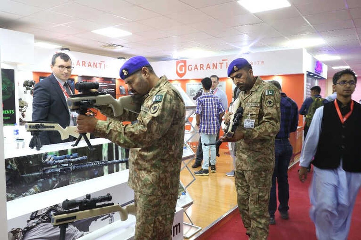Pakistan Uluslararası Savunma Fuarı ve Semineri İkinci Gününde