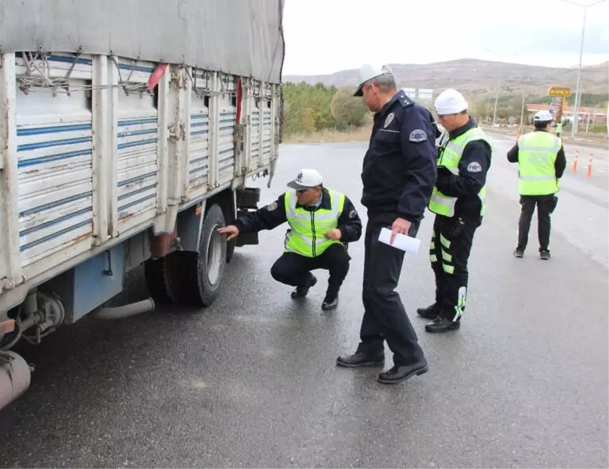 Polisten Sürücülere Son Uyarı