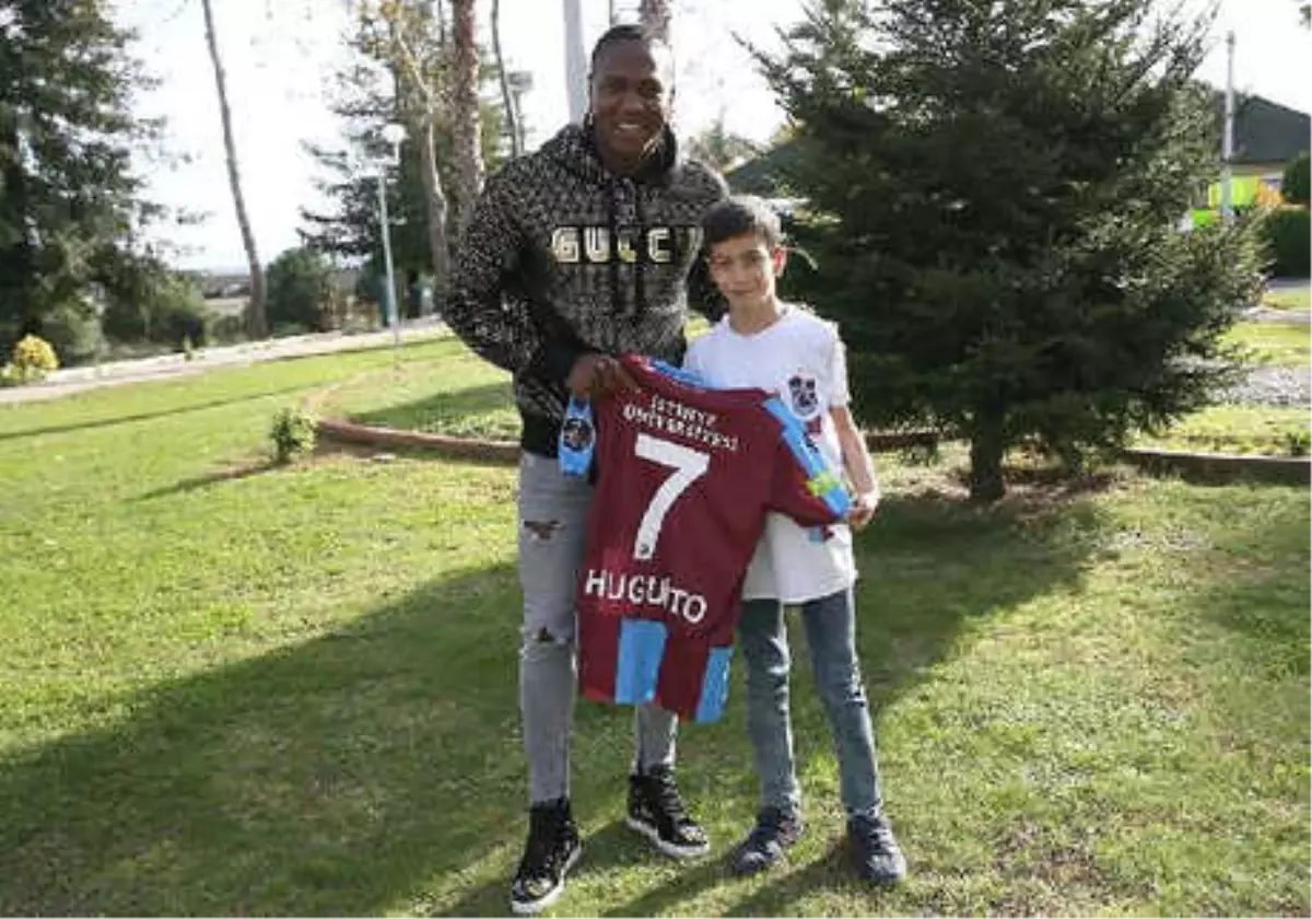 Trabzonsporlu Minik Taraftar, Hayranı Olduğu Rodallega ile Buluştu