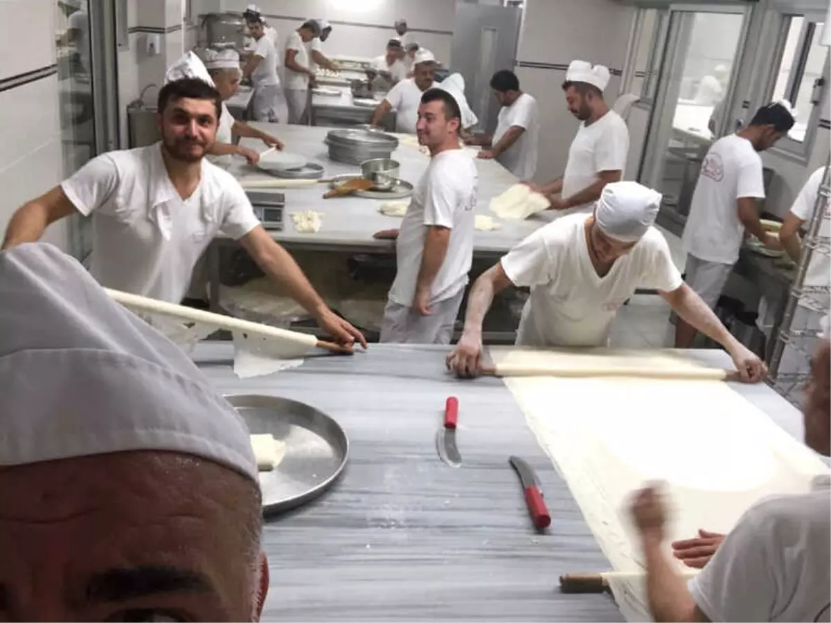 Ünlü Baklavacıdan "Tatlı" Uyarılar