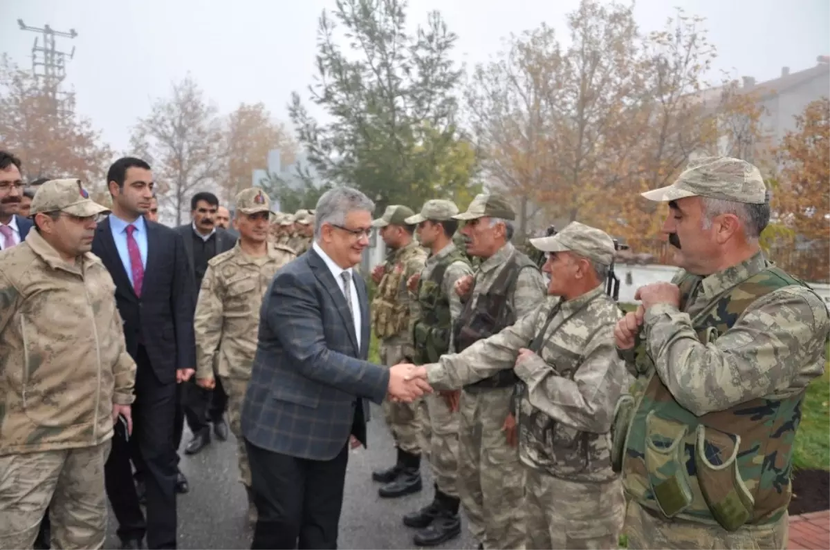 Vali Aykut Pekmez Sincik İlçesinde İncelemelerde Bulundu