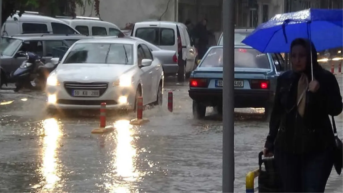 Yağış Hayatı Olumsuz Etkiliyor