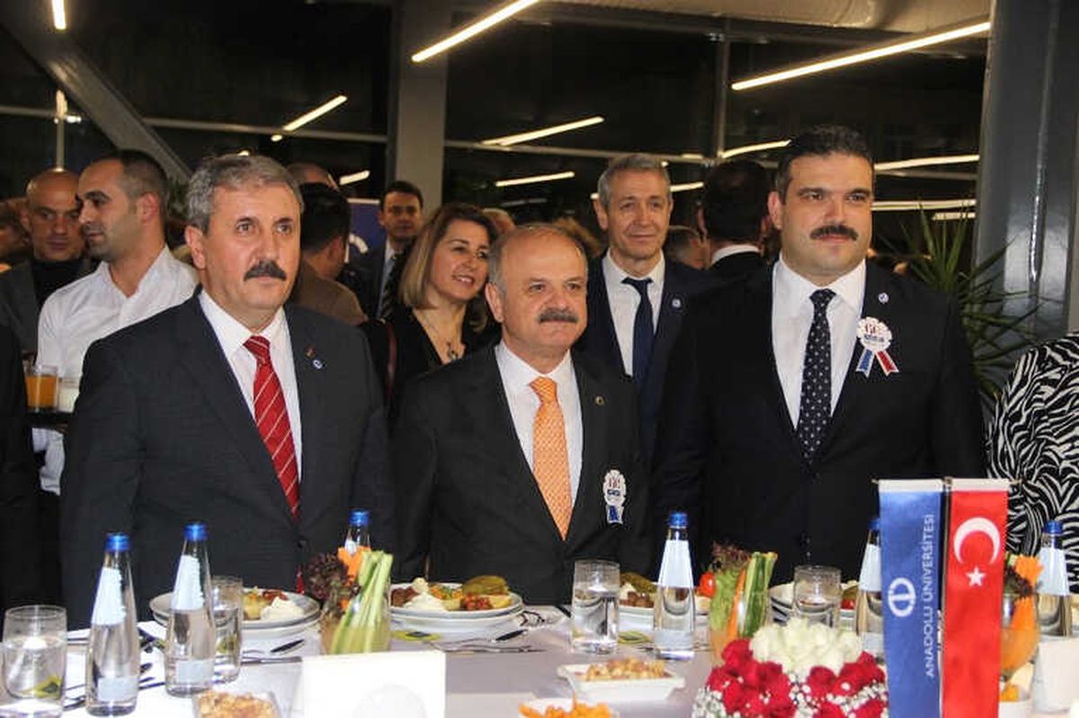 Anadolu Üniversitesinin 60\'ıncı Kuruluş Yılı