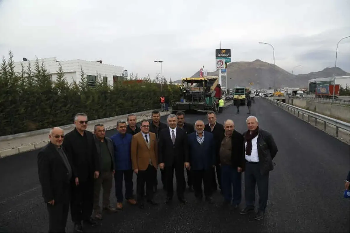 Başkan Çelik, Kayseri Osb\'deki Asfalt Çalışmalarını Takip Etti