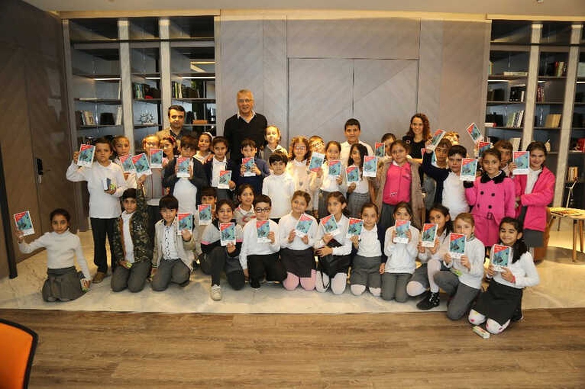 Başkan Tarhan\'dan Öğrencilere: "Bol Bol Okuyun"