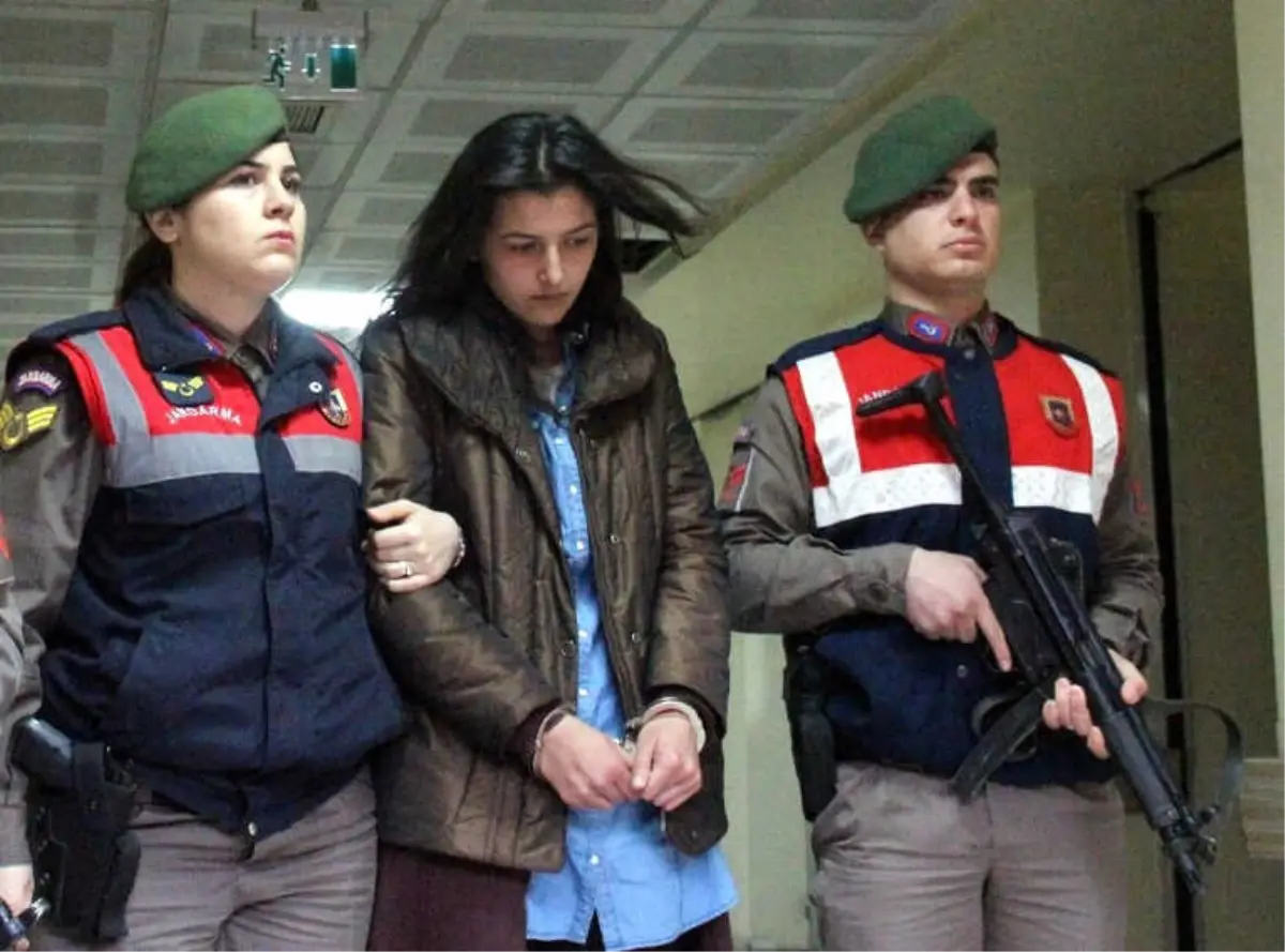 Dedikodu Yaptığı İçin Babaannesini Baltayla Öldüren Toruna 10 Yıl Hapis Cezası Verildi