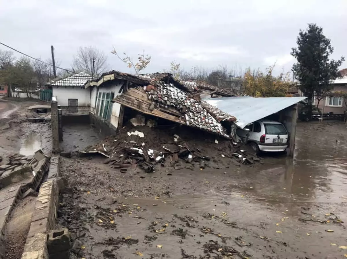 Edirne\'de Selde Evler Kullanılmaz Hale Geldi