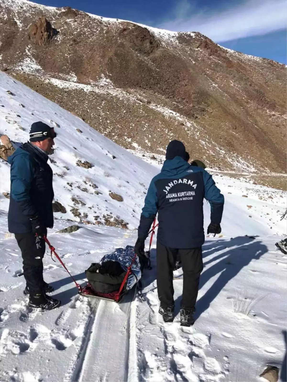 Erciyes\'te Mahsur Kalan Dağcıları Jandarma Kurtardı