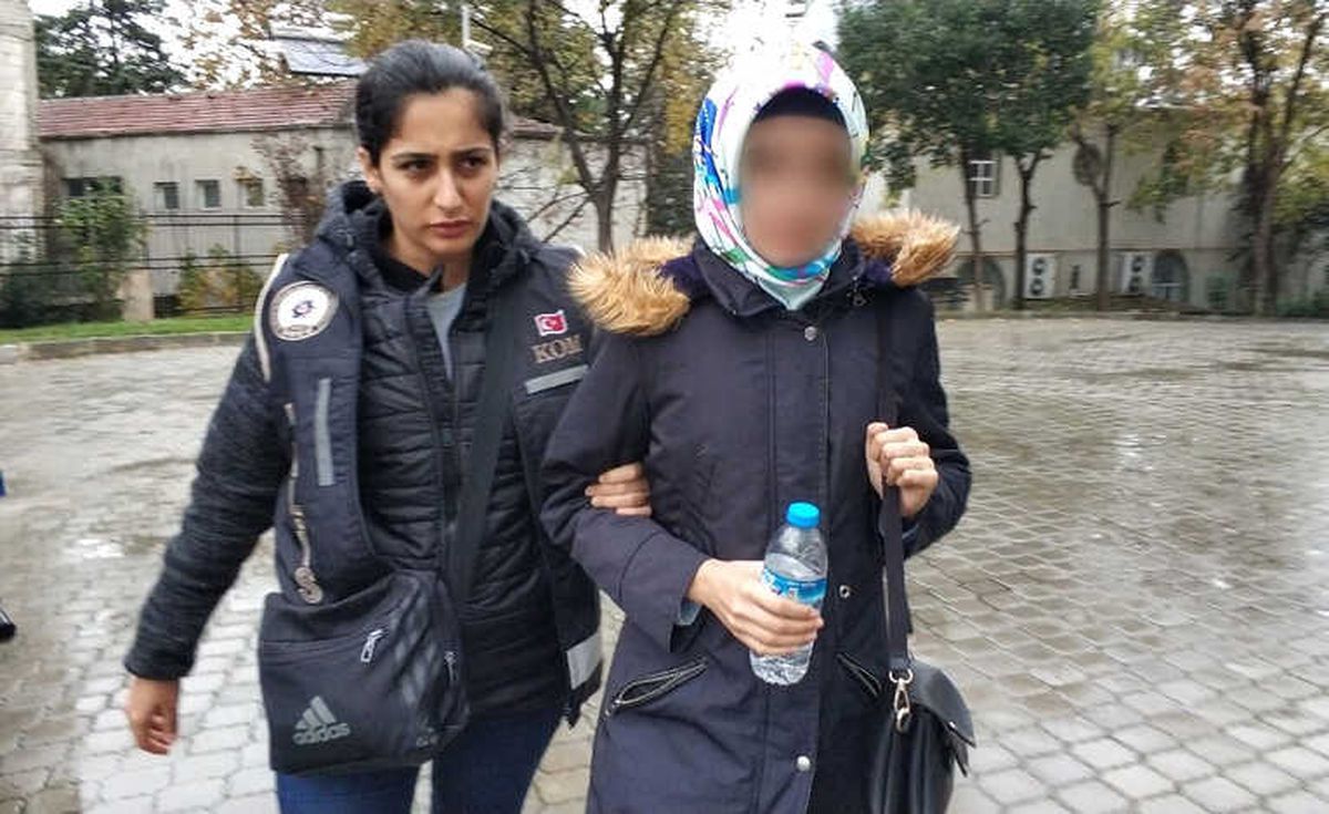 Fetö\'den Aranan Kadın Pastanede Yakalandı, Mahkemece Tutuklandı
