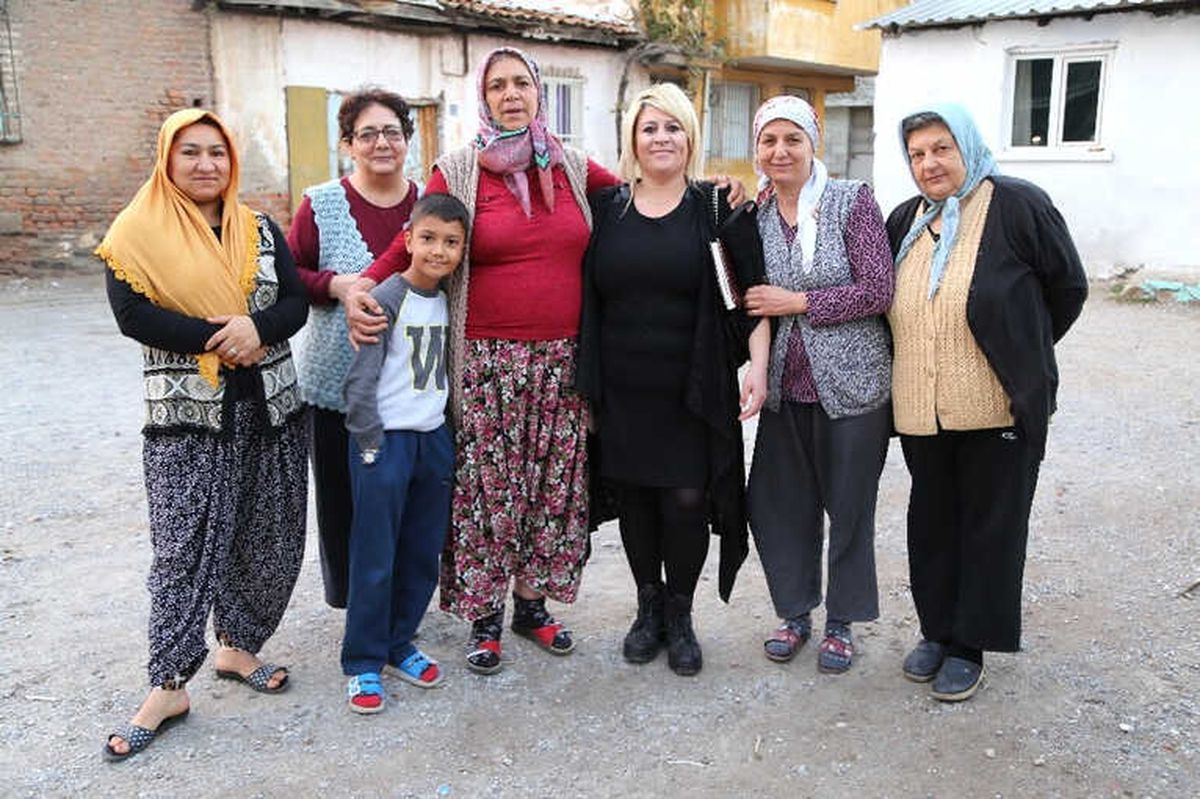 Güzelhisar Mahallesi\'ne Kadın Eli Değecek
