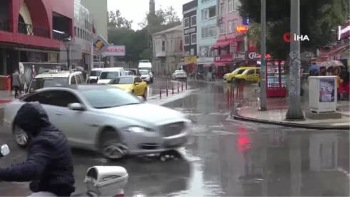 Polise Bile Ceza Kesilen Kaldırımlarda Araç İşgali Durmuyor