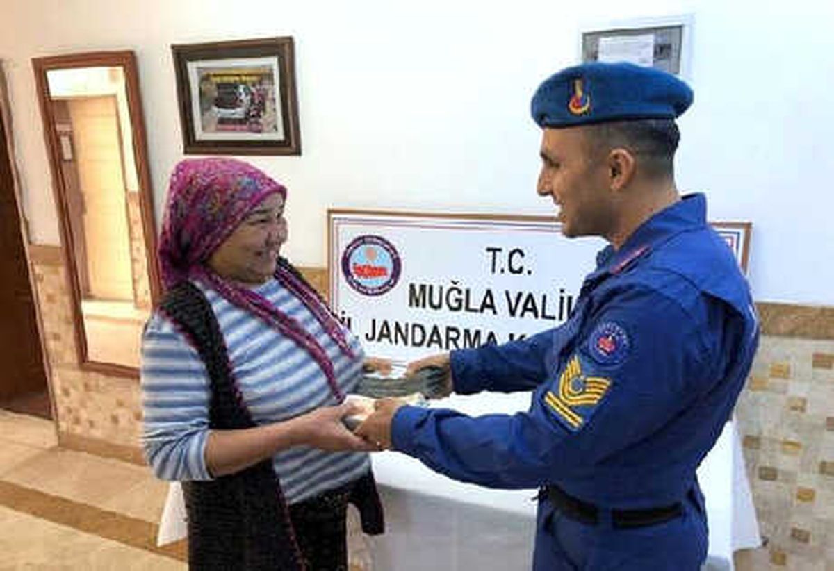 74 Bin Lirasını Jandarma Kurtardı