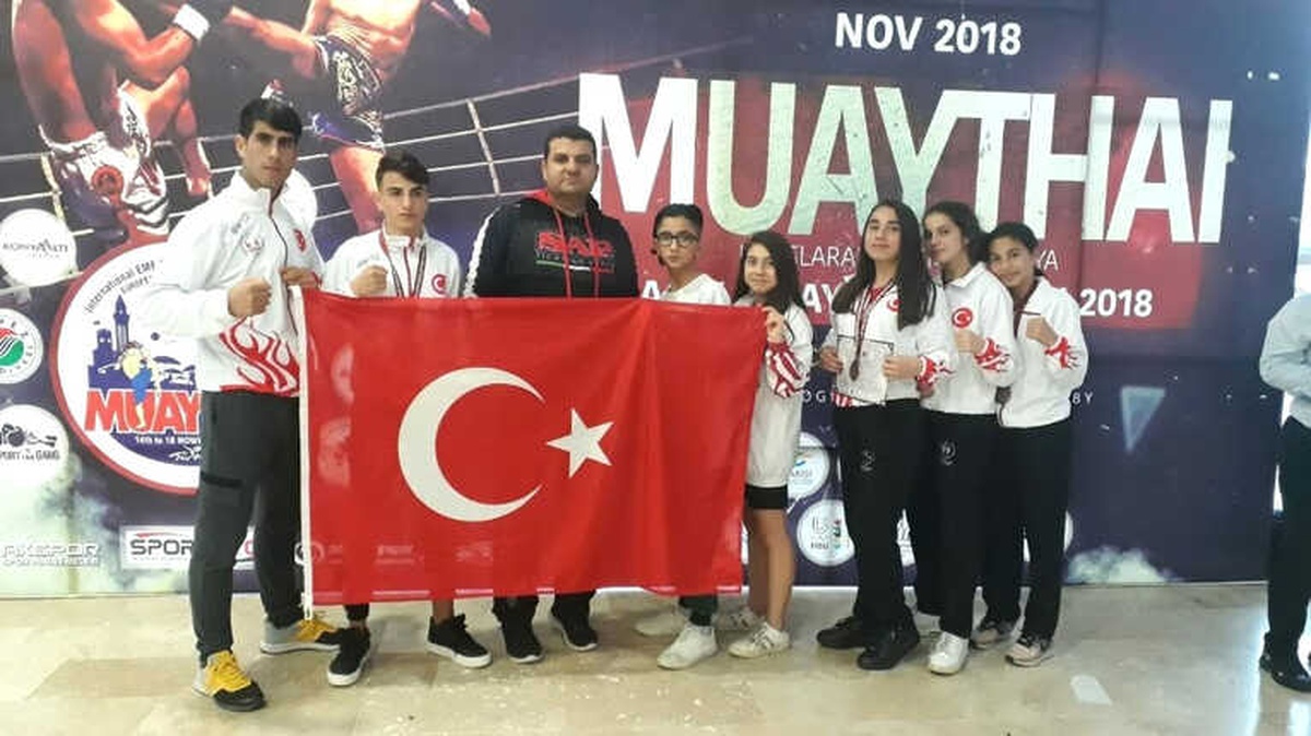 Aydınlı Sporculardan Muay Thai\'de 11 Madalya