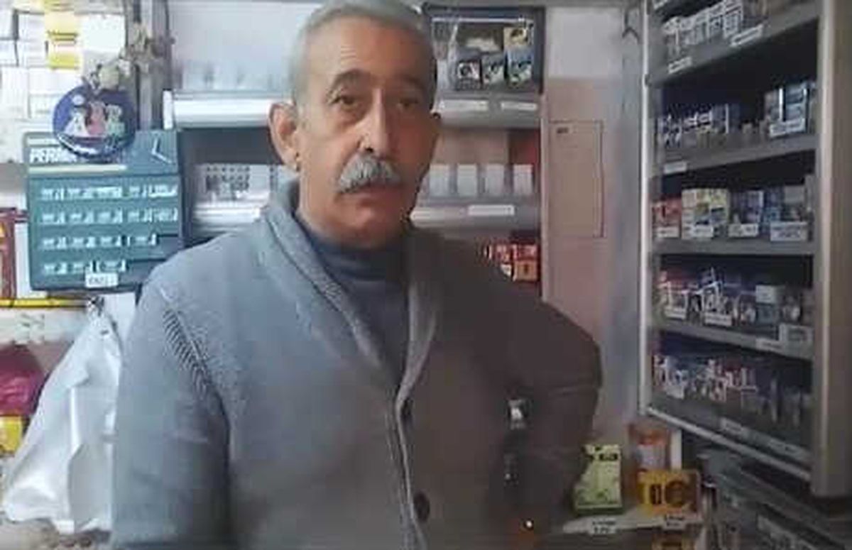 Cep Telefonu Işığıyla Bakkal Soydular