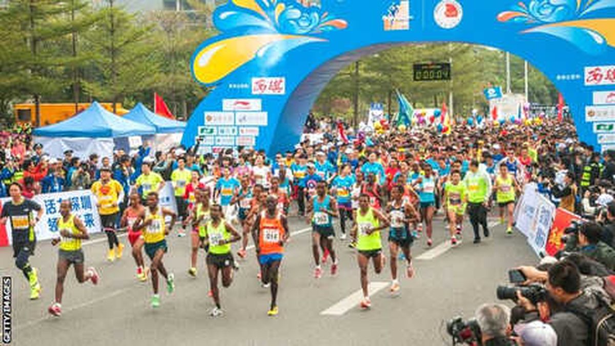 Çin\'de 250\'ye Yakın Maratoncu Hile Yaparken Kameralara Yakalandı
