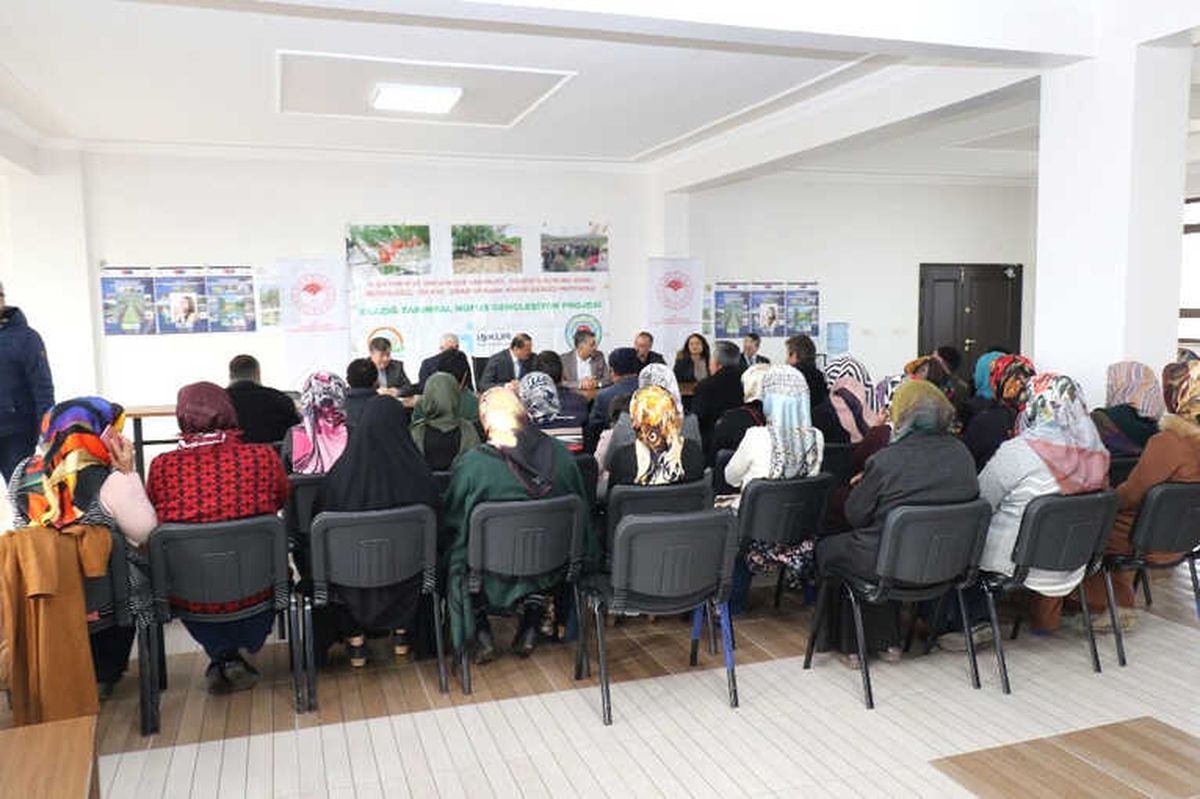 Elazığ\'da "Toprak İşleme" Kursu