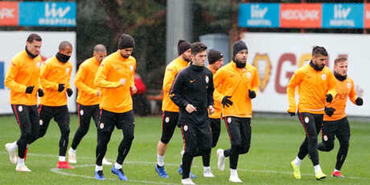 Galatasaray, Beşiktaş Hazırlıklarını Sürdürdü