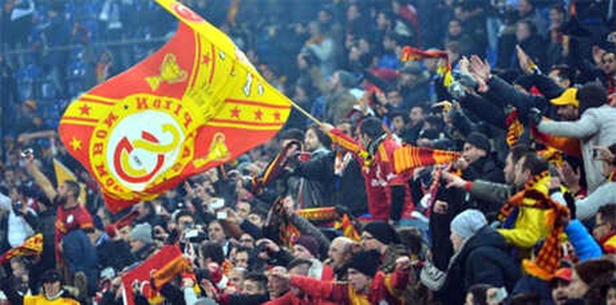 Galatasaray, Taraftarıyla Buluşuyor