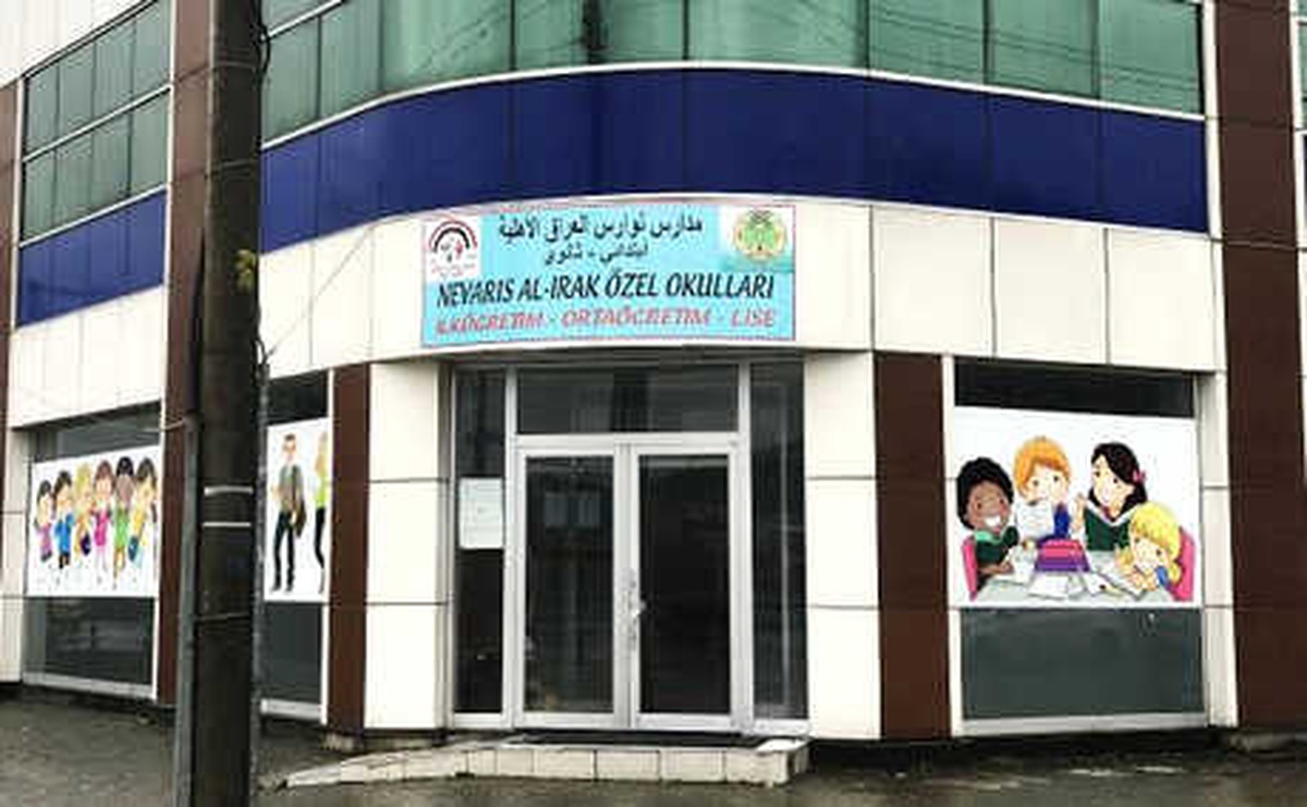 Irak Milli Eğitim Bakanlığı Logolu Tabela ile İzinsiz Okul Açtılar