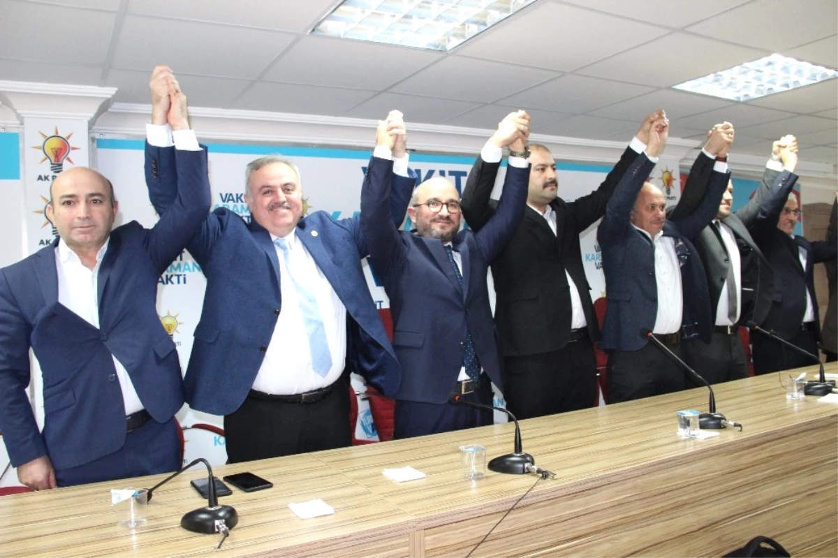 Karaman\'da AK Parti Belediye Başkan Adayını Tanıttı
