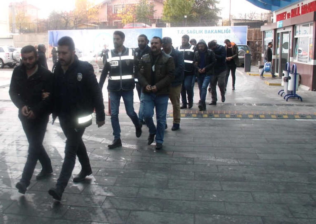 Kurusıkıları Tabancaya Dönüştürüp Satan Şüphelilere Operasyon