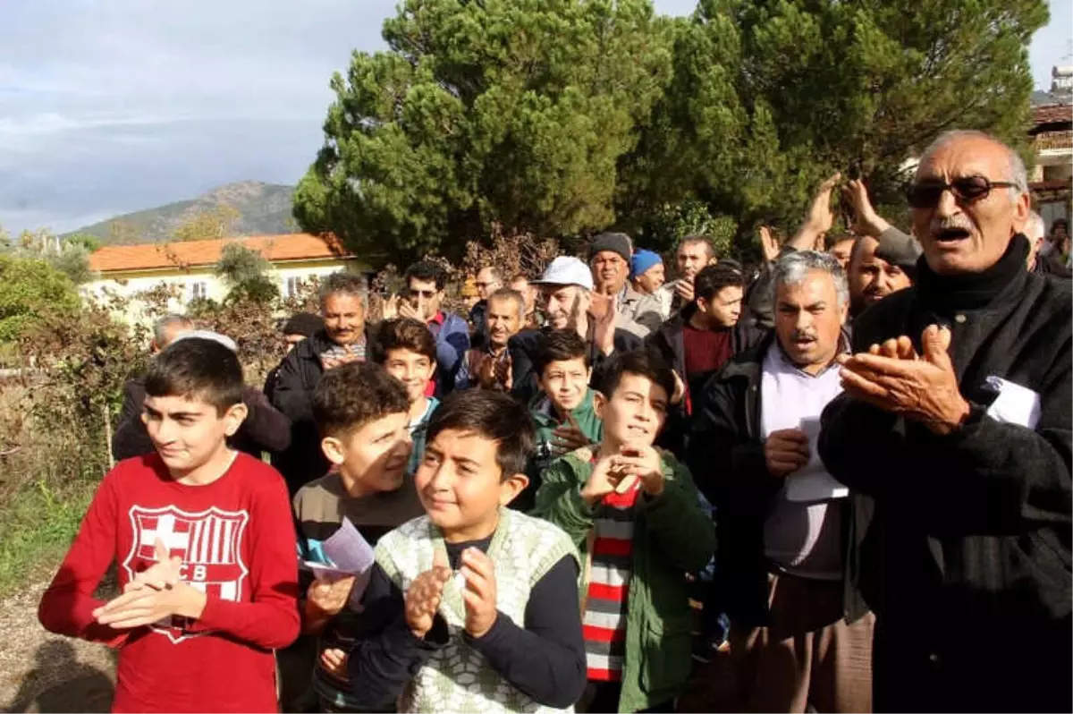 Mahalle Sakinlerinden Alkışlı Baz İstasyonu Eylemi