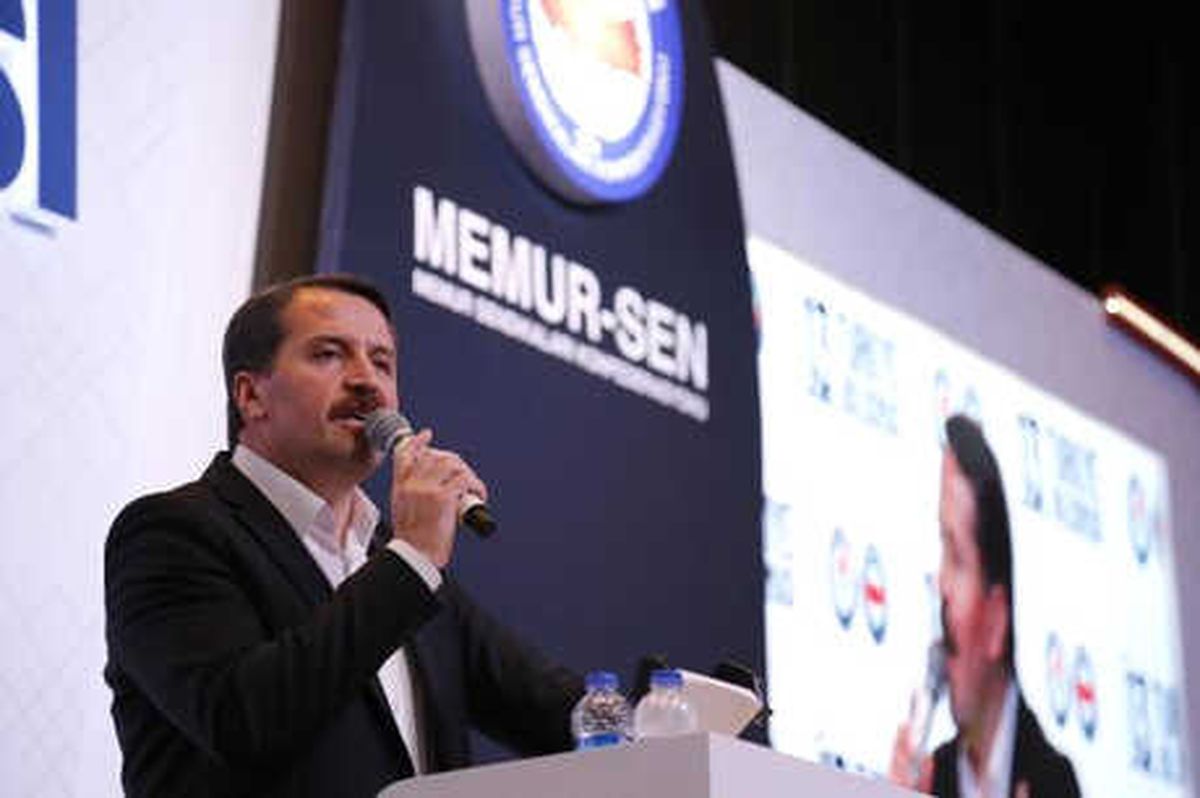 Memur-Sen Başkanı Yalçın\'dan \'En Az 2 Bin Lira\' Asgari Ücret Çağrısı