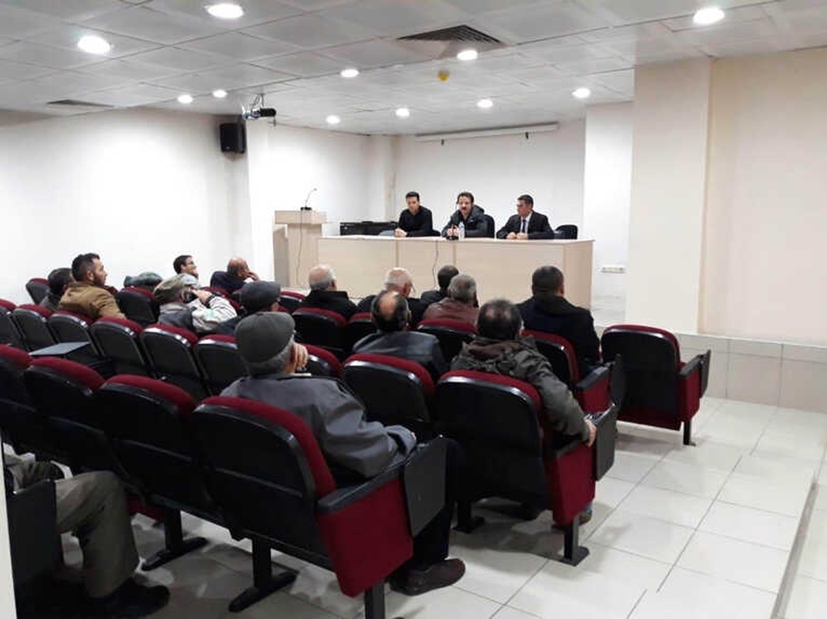 Muhtarlara Küpe ve Güncelleme Affı ile İlgili Bilgilendirme Toplantısı Yapıldı