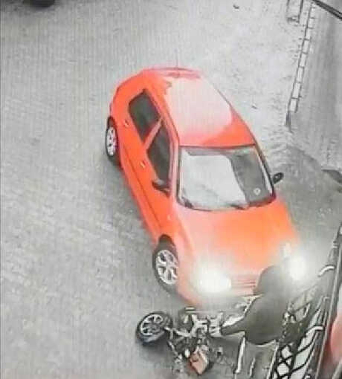 Otomobille Motosikletin Kazası Kamerada