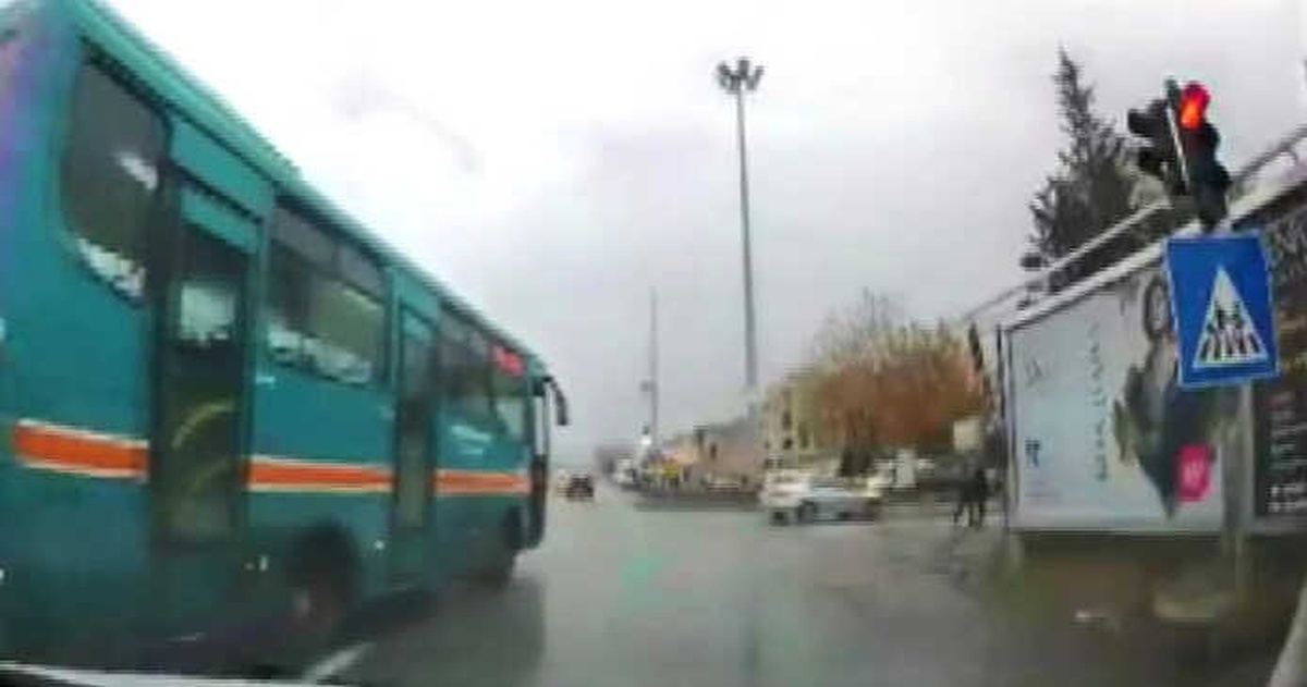 Pes Dedirten Trafik İhlalleri Kameraya Yansıdı