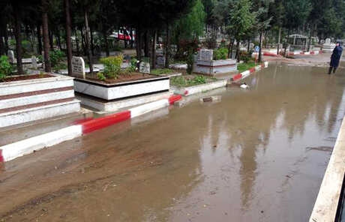 Sağanak Mezarlığı, Dolu Seraları Vurdu