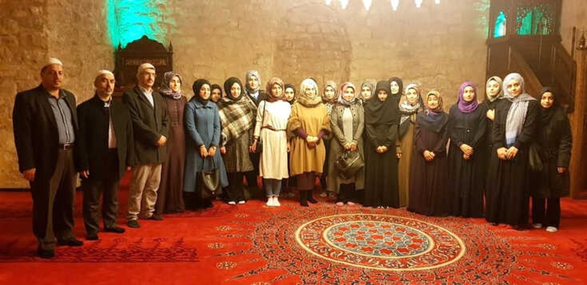 Tarihi Camide Sabah Namazı Buluşması
