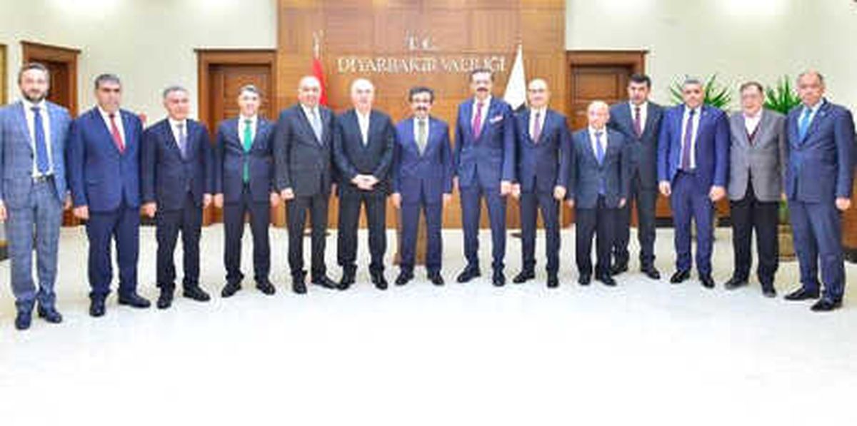 TOBB Başkanı Hisarcıklıoğlu, Vali Güzeloğlu\'nu Ziyaret Etti