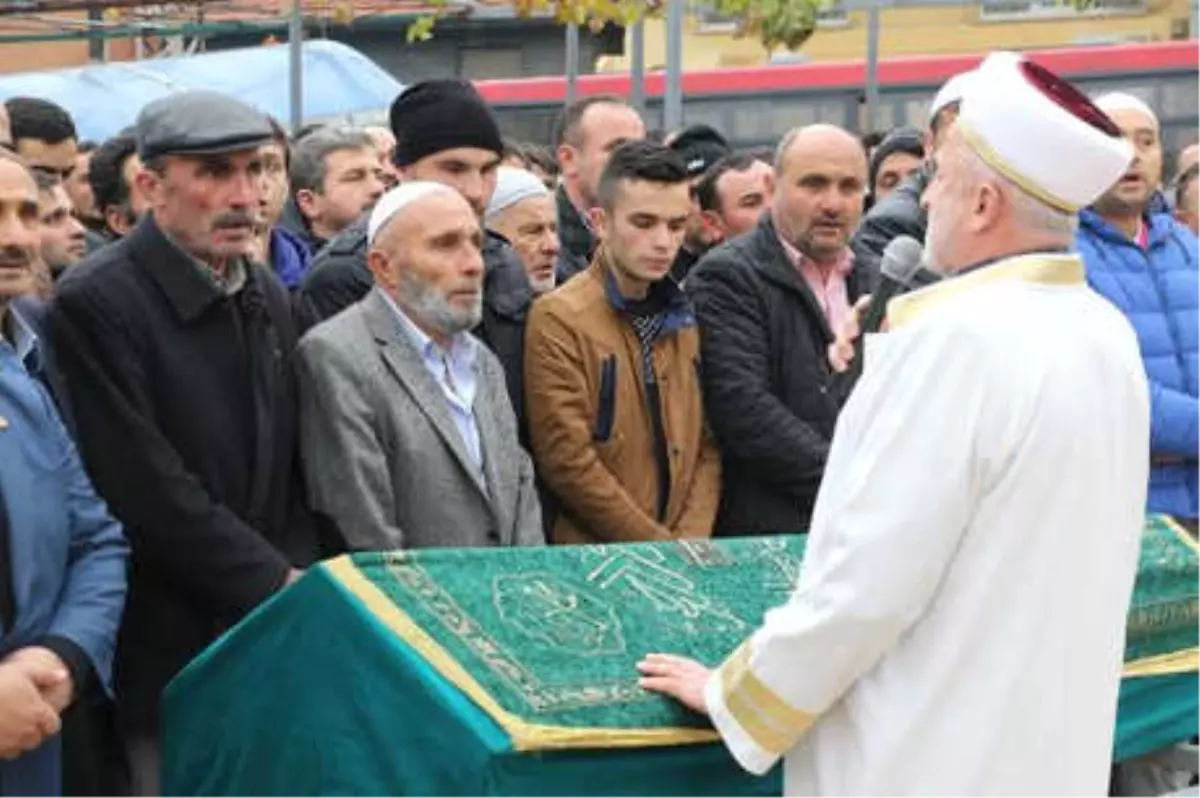 Viyadük Enkazında Ölen İşçi, Son Yolculuğa Uğurlandı