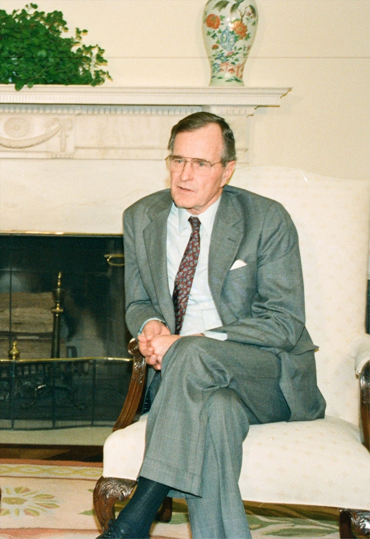 41. ABD Başkanı "Baba Bush" Hayatını Kaybetti