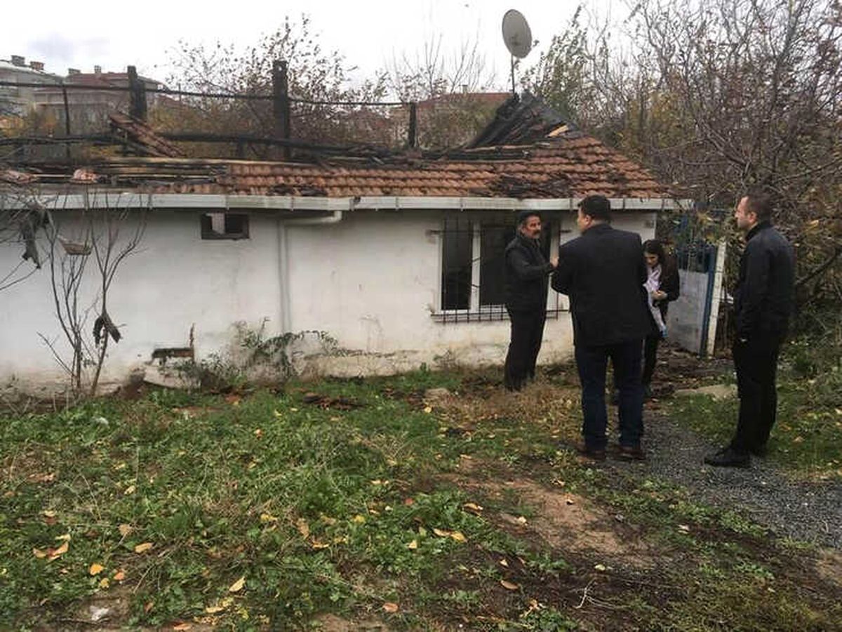 Ergene Belediyesinden Evi Yanan Aileye Yardım Eli