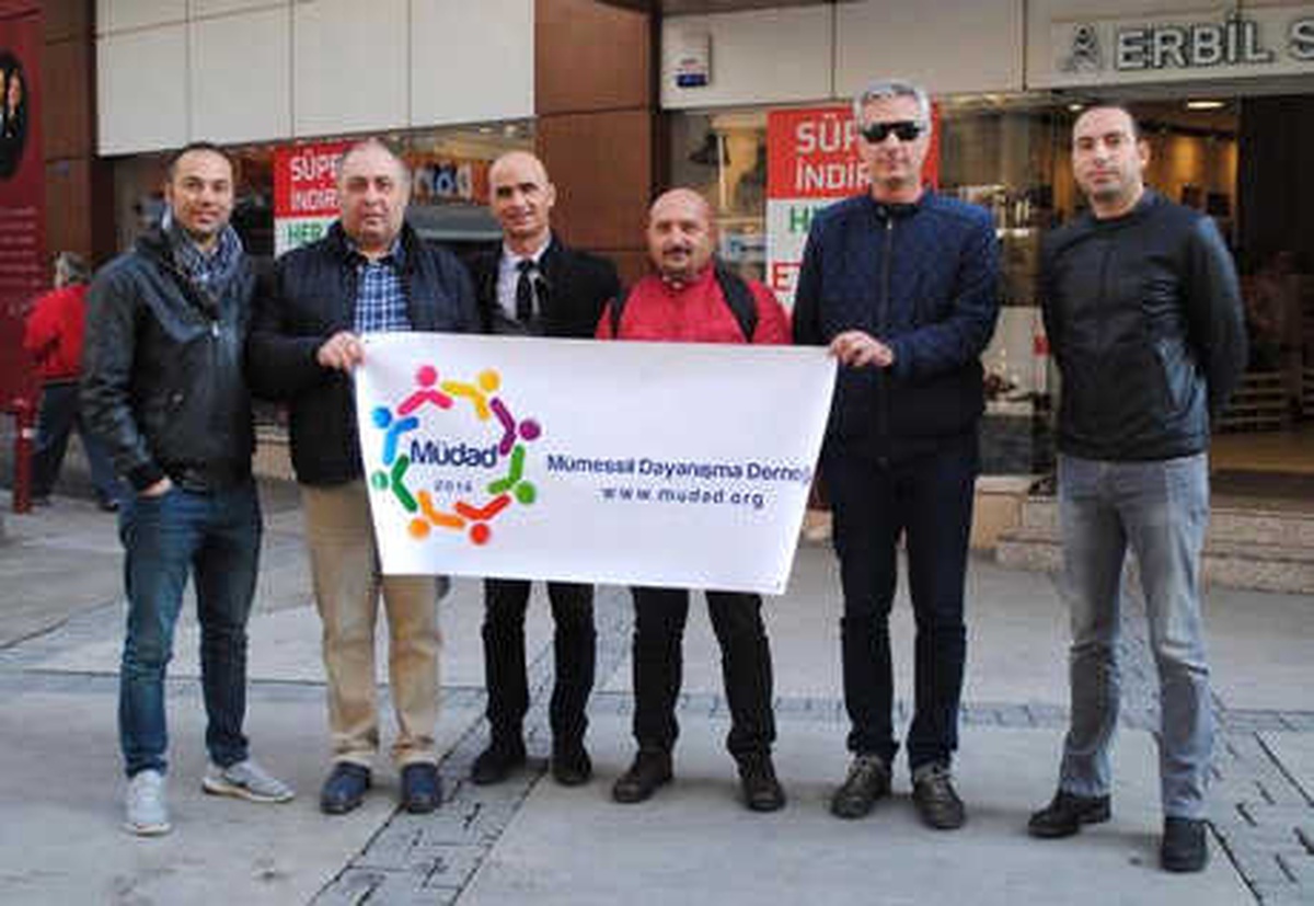 İlaç Mümessillerinden Belge Ücreti Tepkisi