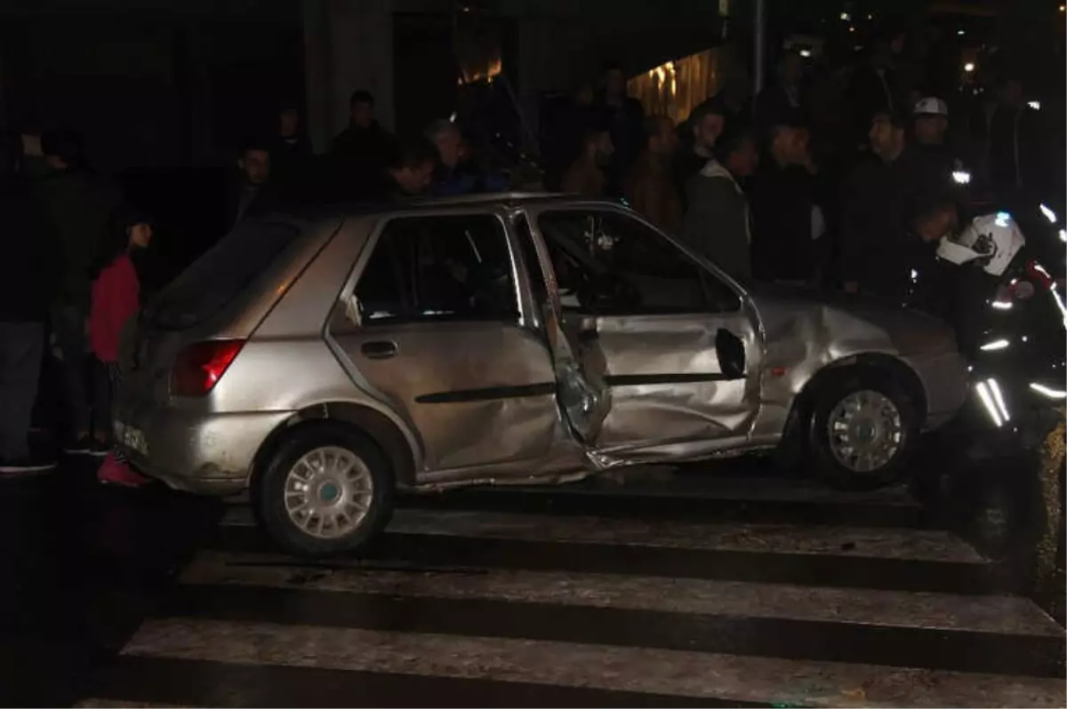 Kilis\'te Trafik Kazası: 4 Yaralı